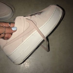 Nike Air Force 1s sage low